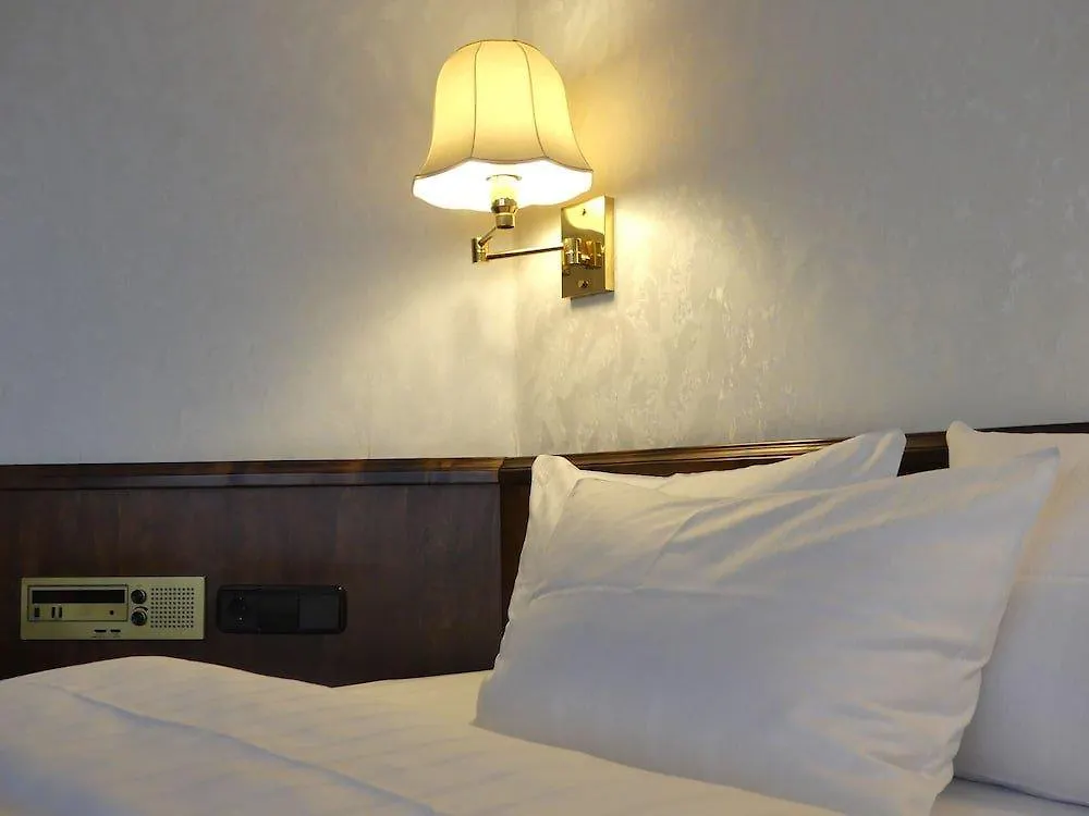 Hotel Appartel Am Dom Cologne